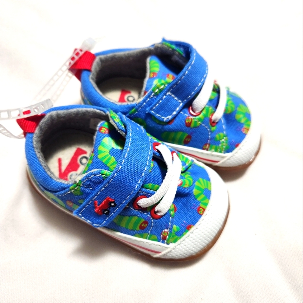 Eric Carle Caterpillar First Walkers See Kai Run Size 3 NEW